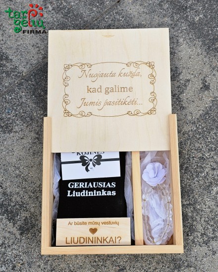 Vyno dėžė "Nuo krikštynų iki 18-tojo..."
