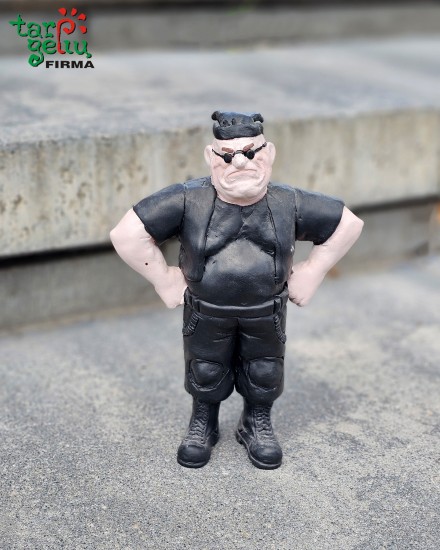 Suvenyras MEDŽIOTOJAS su laimikiu 