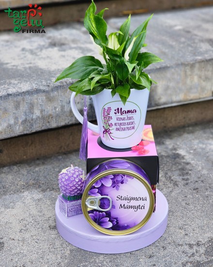 "Staigmena ir žydinti dovana Mamai"