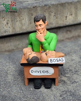 Statulėlė „Dviveidis Bosas“