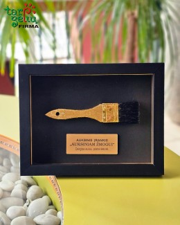 Auksinis įrankis „Auksiniam žmogui“ (teptukas)