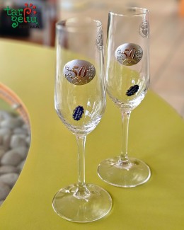 Taurės auksinėms vestuvėms