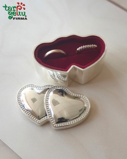 Dėžutė žiedams "Dvi širdelės"