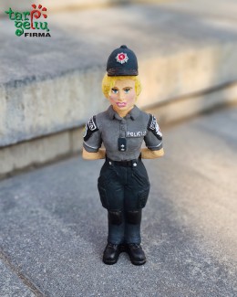 Suvenyras "Policininkė vyresnioji inspektorė"