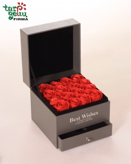 Muilo rožės dėžutėje su stalčiuku