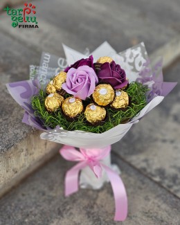 Puokštelė su muilo rožėmis ir Ferrero Rocher