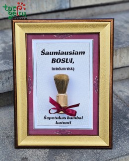 "Šepetėlis bambai kutenti, kai bosas turi viską"