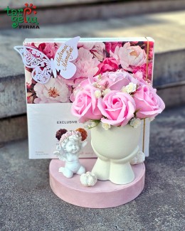 Muilo rožės ir angelas mylimai mamytei