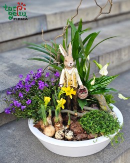 Elegantiška velykinė kompozicija