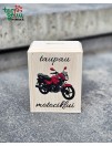 Medinė taupyklė su užrašu ir piešiniu "Taupau motociklui"