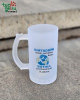 Matinio stiklo bokalas su užrašu