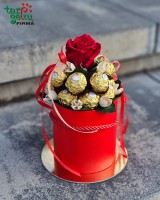 Saldainių "Ferrero Rocher" tortas