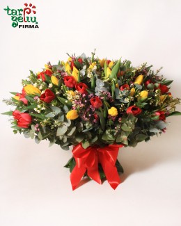 Букет из 101 тюльпана