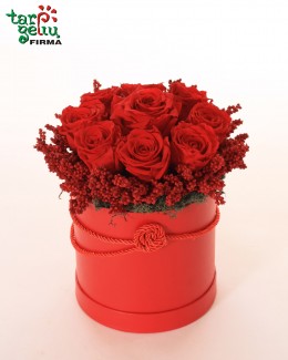 Коробка с розами "Love"