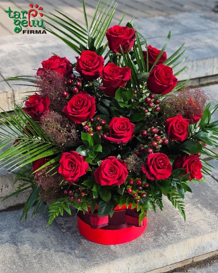 Arrangements of red roses
