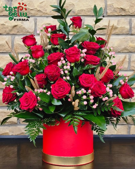 Arrangements of red roses