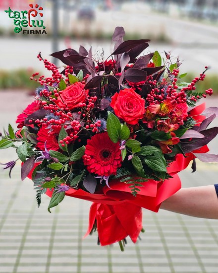 Bouquet of Red Roses