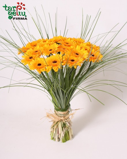 Bouquet of yellow gerbera