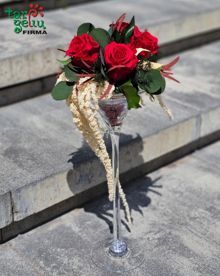 Composition with roses