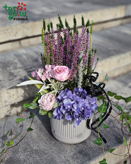 Funeral arrangement