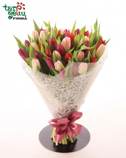 Colorful bouquet of tulips